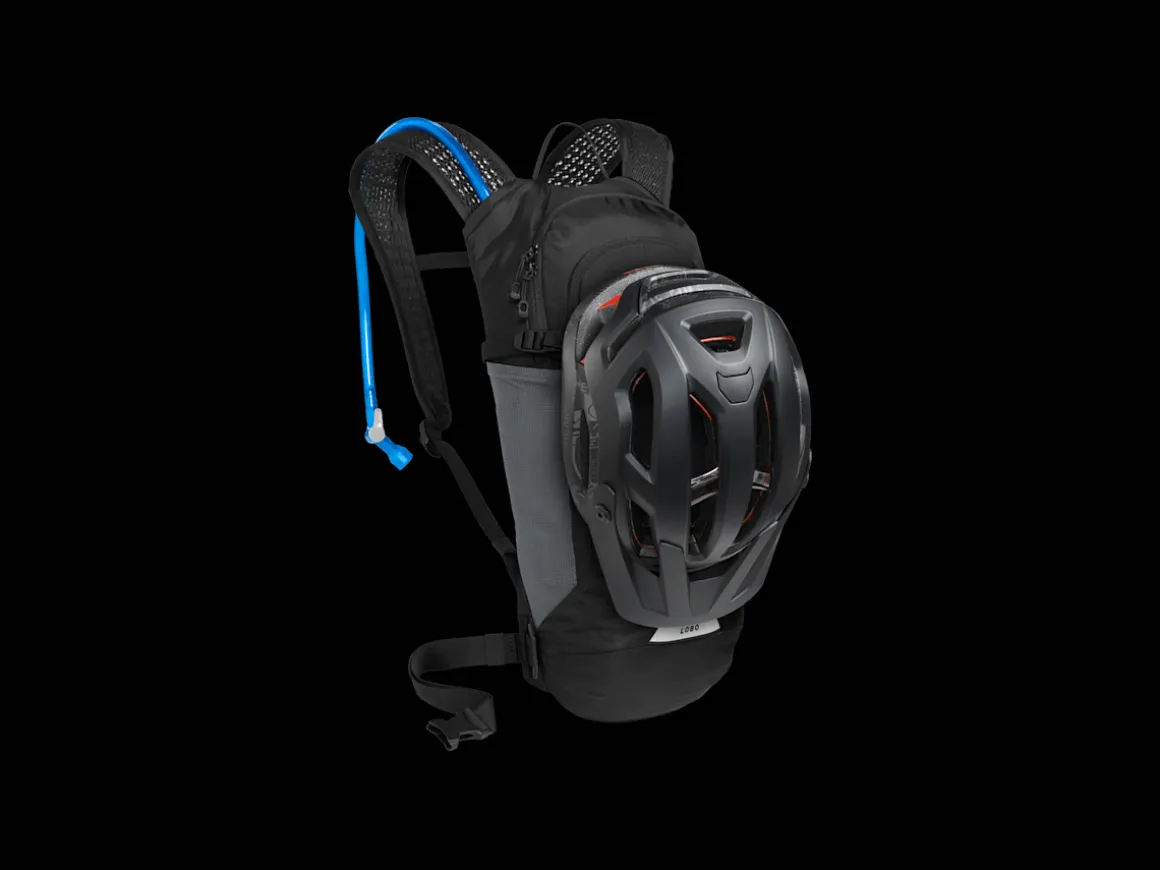Trek Bikes CamelBak Lobo™ 9 70oz Hydration Pack