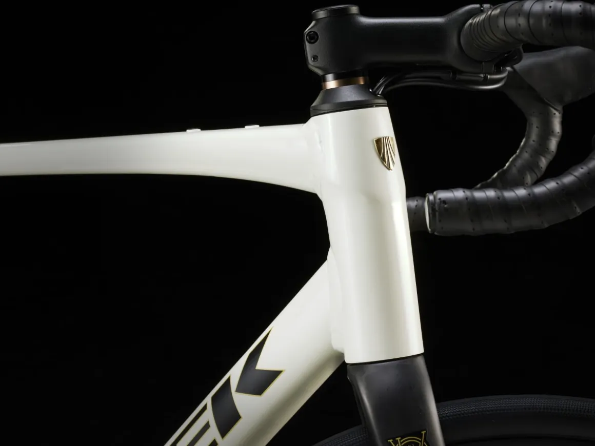 Women Trek Bikes Domane AL 4 Gen 4