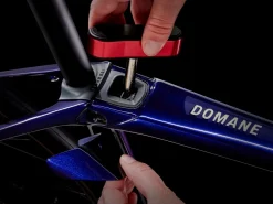 Women Trek Bikes Domane SL 6 AXS Gen 4