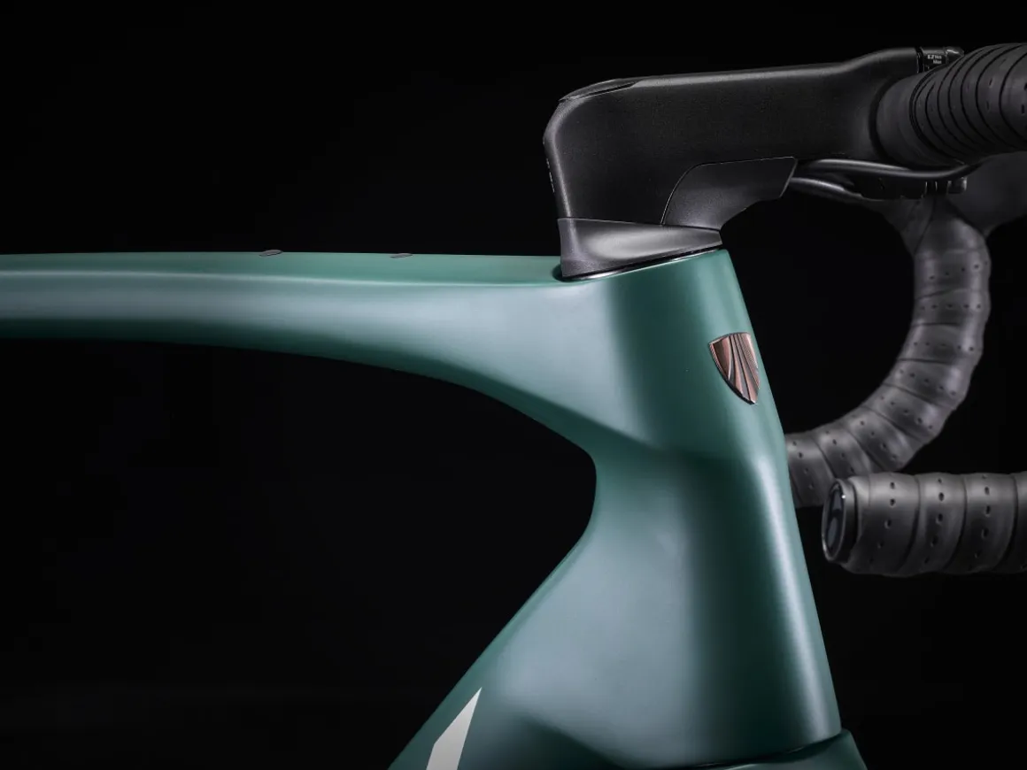 Women Trek Bikes Domane SLR 9 AXS Gen 4