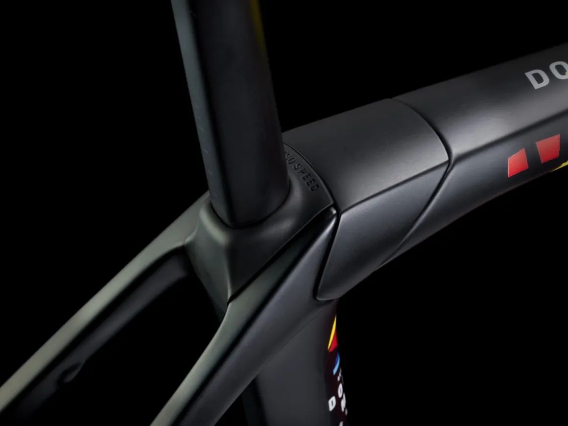 Women Trek Bikes Domane SLR 9 AXS Gen 4