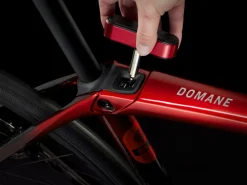 Women Trek Bikes Domane SLR 7 AXS Gen 4