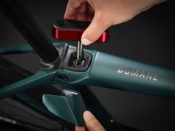 Women Trek Bikes Domane SLR 9 Gen 4