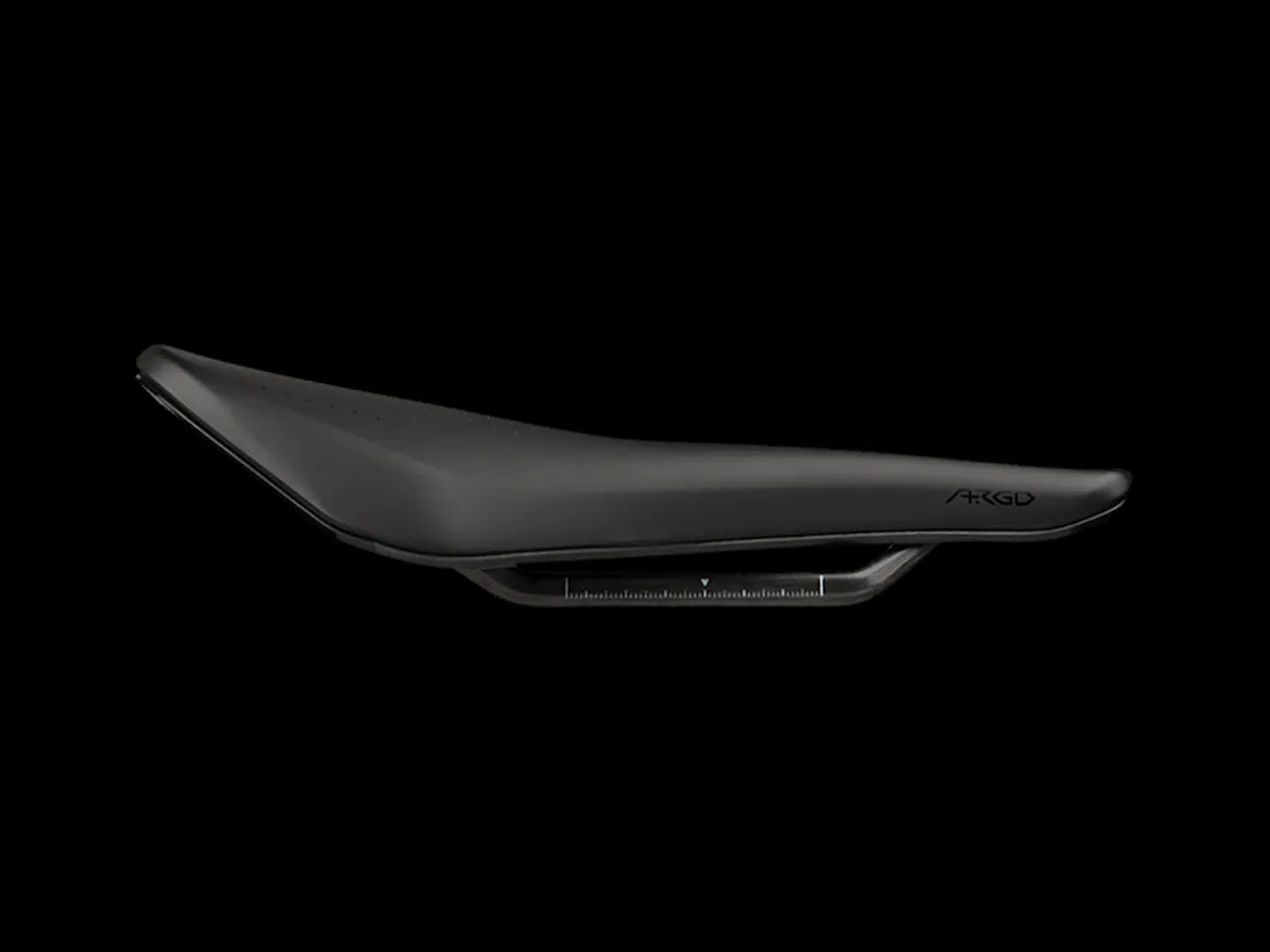 Trek Bikes fizik Tempo Argo R1 Bike Saddle