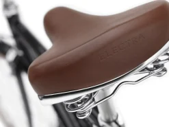 Trek Bikes Loft 7D Step-Over