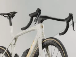 Women Trek Bikes Madone SLR 9 AXS Gen 8