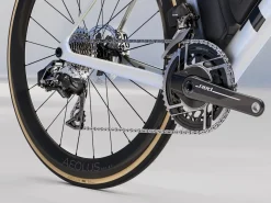 Women Trek Bikes Madone SLR 9 AXS Gen 8