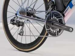 Women Trek Bikes Madone SLR 9 AXS Gen 8