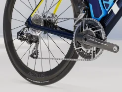 Women Trek Bikes Madone SLR 9 AXS Gen 8