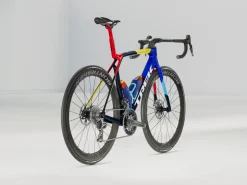 Women Trek Bikes Madone SLR 9 AXS Gen 8