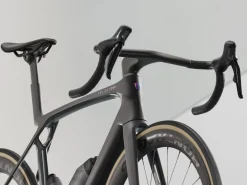 Women Trek Bikes Madone SLR 7 Gen 8