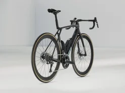 Women Trek Bikes Madone SLR 7 Gen 8