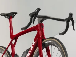 Women Trek Bikes Madone SLR 7 Gen 8