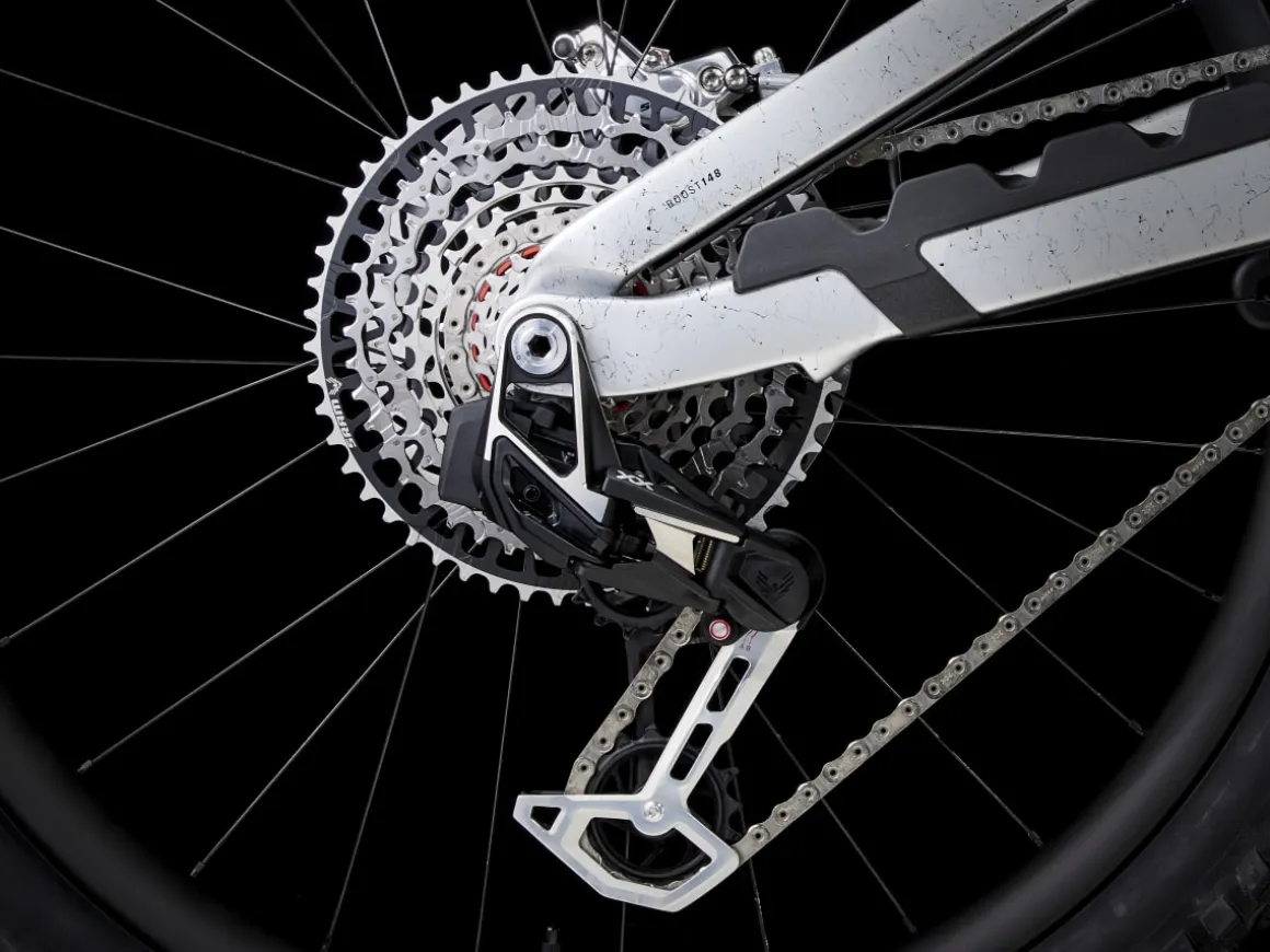 Women Trek Bikes Slash 9.9 XX AXS T-Type Gen 6