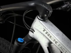 Women Trek Bikes Supercaliber SLR 9.8 XT Gen 2