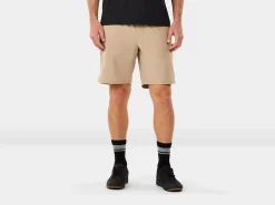 Trek Bikes Trek Quantum Fitness Bike Short