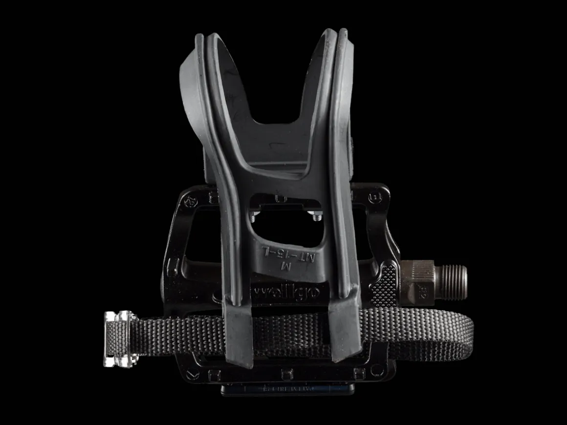 Trek Bikes Wellgo B133 Alloy Medium Platform Pedal Set with Clip & Strap